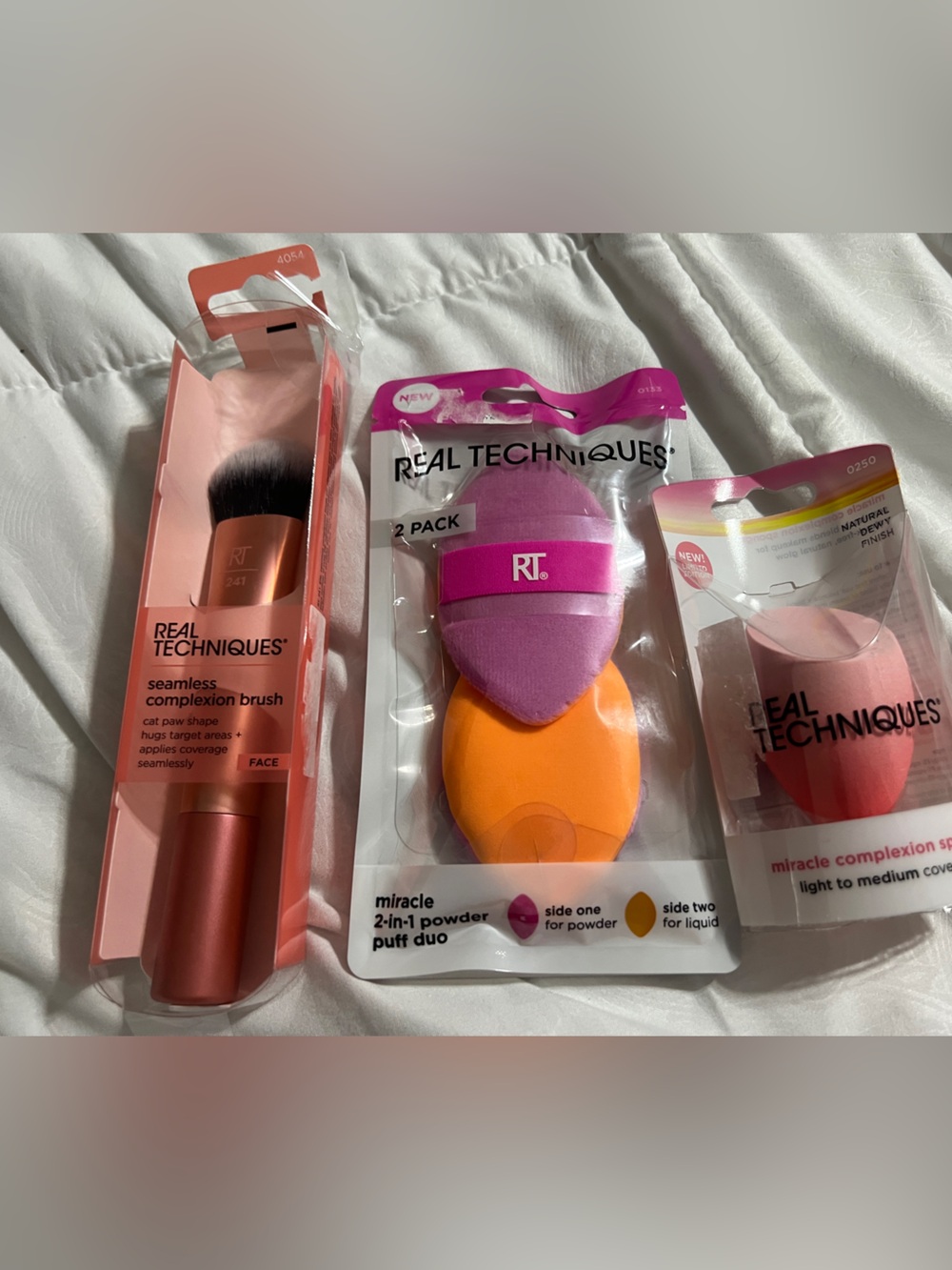 Real Techniques Pink and Orange Makeup Brush & 3-Piece Sponge Set